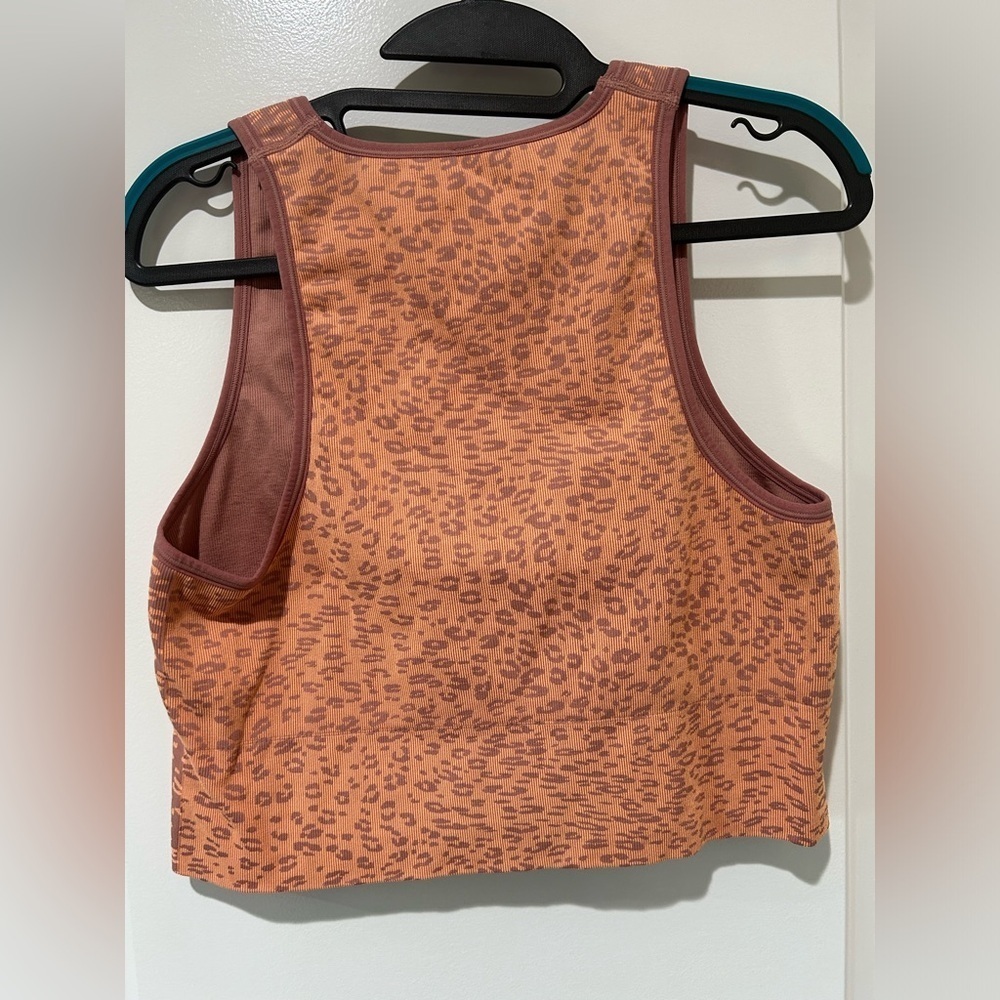 Athleta top cropped size X-Large - Picture 2 of 3